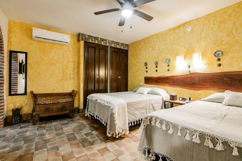 Hostal Casa Granada 24