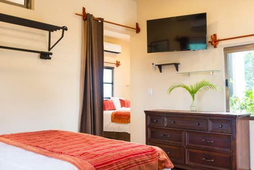�lamos Inn Hotel Con Jacuzzi Y Piscina
