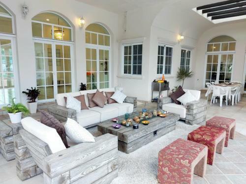 Casa de Osho Luxury Villa
