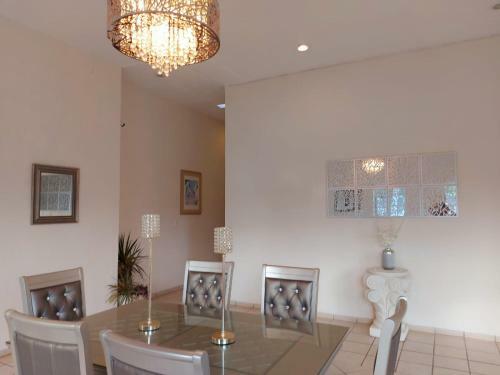 Casa de Osho Luxury Villa
