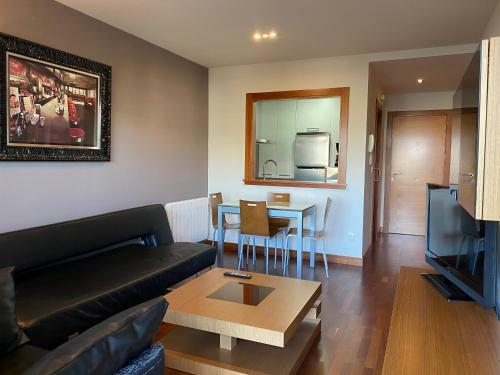 Apartamento Moderno Apto. 200m Playa Caneli�as