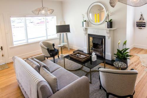 Villa White Cottage