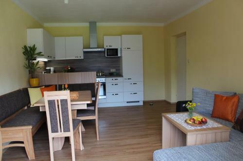 Hostal Pension & Ferienwohnung Sonnleiten