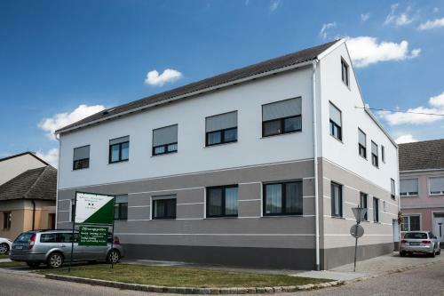 Apartamentos Apetlon'er - Heurigerpensionboehm