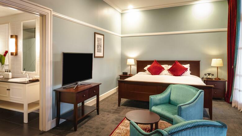Grand Pacific Hotel