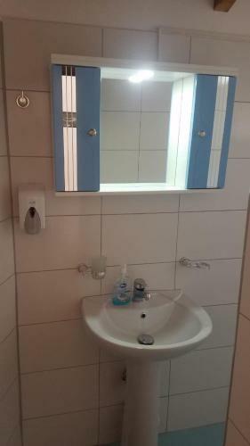 Hostal Nako Guest House Bar&restaurants
