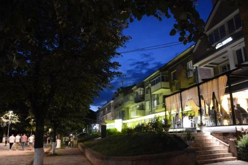 Royal Hotel