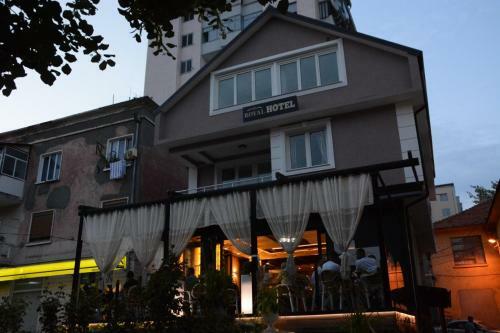 Royal Hotel