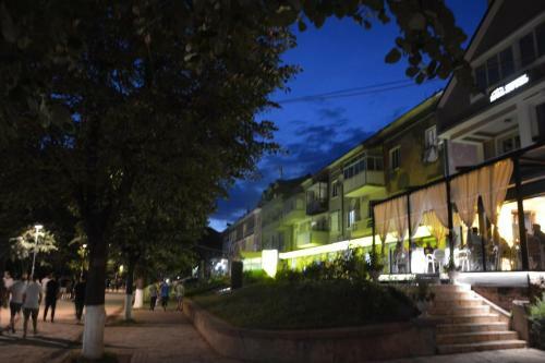 Royal Hotel