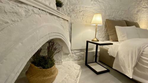 Leony's House