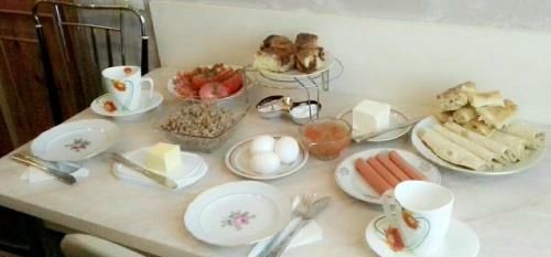 Karmela's B&B