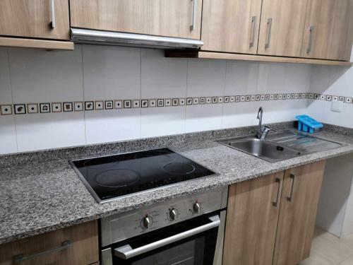 A H Rentals Col�n Apartamento C�ntrico Con Parking