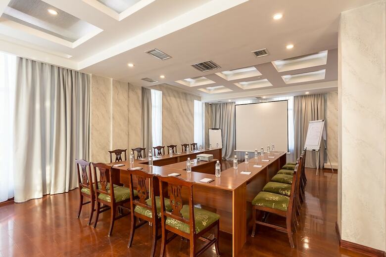 Hotel Renion Residence