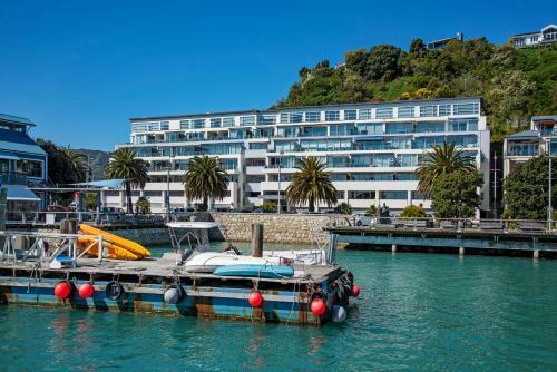 Penthouse 37 - Nelson Waterfront Apartment