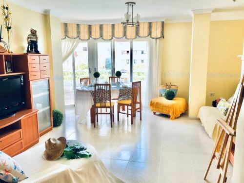 Apartamento C�ntrico Con Buenas Vistas