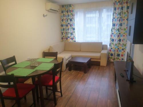 Sunny Apartment