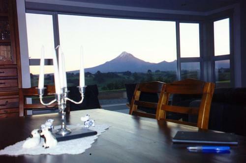 Bed & Breakfast Taranaki Country Lodge
