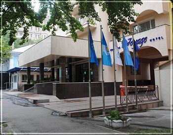 Voyage Hotel