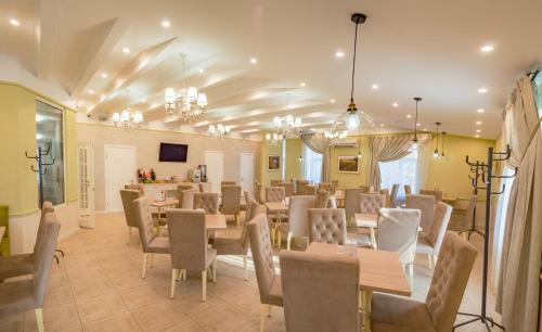 Toi-dami Hotel
