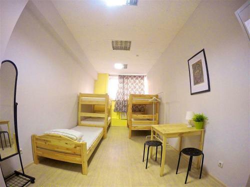 Hello Hostel