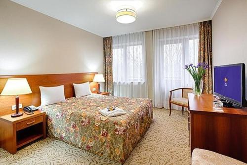 Iris Hotel