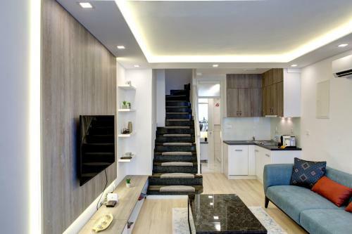 Emerald Apartment