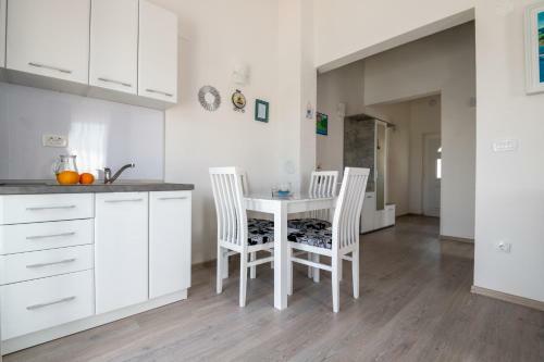 Apartmani Mate Neum