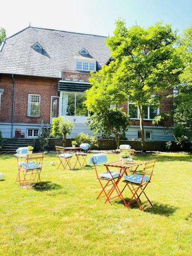 Aday - Aalborg Mansion - Open Bright Apartment With Garden