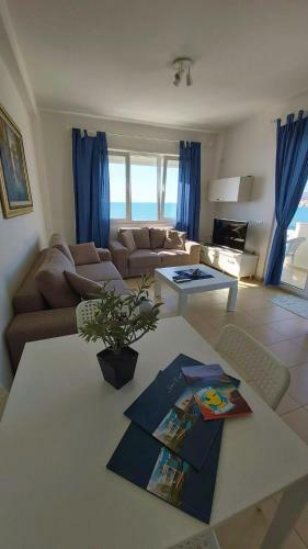 Apartamento White Sea View Residence