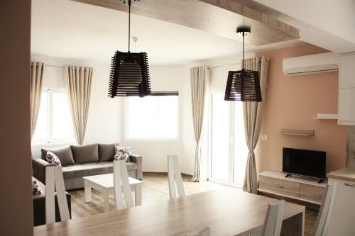 Alexandra�s Apartments