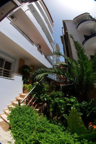 Hotel Ari 2