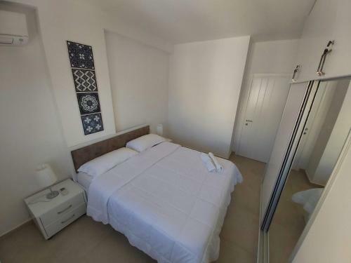 Saranda Amazing Sea View Apartment