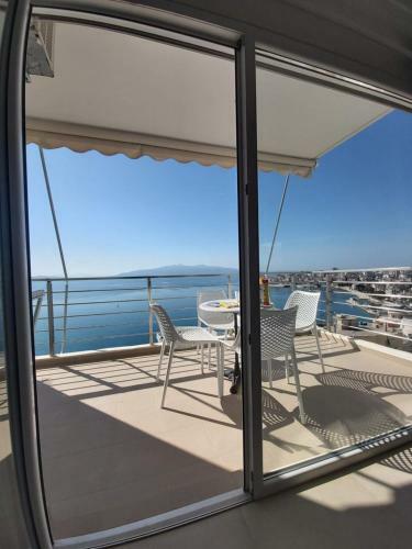 Saranda Amazing Sea View Apartment