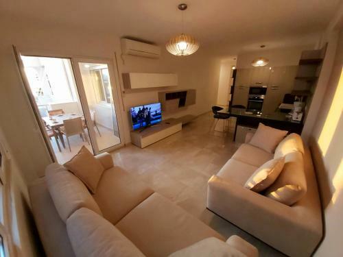 Luxury Sea View Apartments