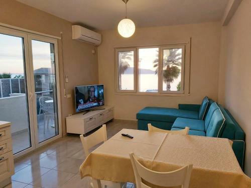 Luxury Sea View Apartments