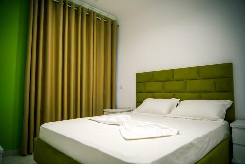 Sela Apartments