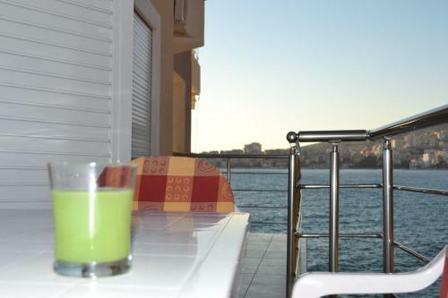 Azzura Apartment