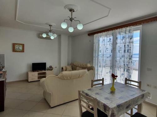Apartamento Attic Sea View 3 Rooms