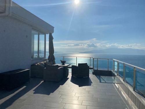 Apartamento Rocknest Sea View Penthouse