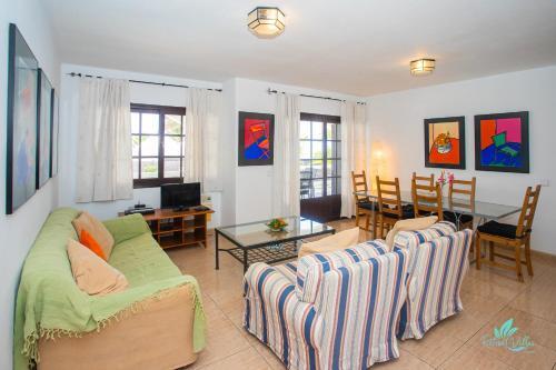 Impeccable 3-bed Villa In Playa Blanca