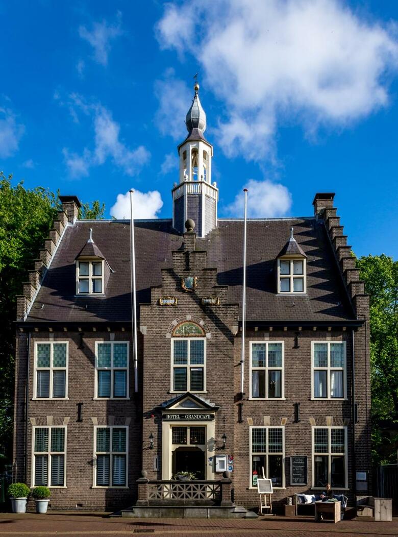 Hostal Hotel Het Oude Raadhuis