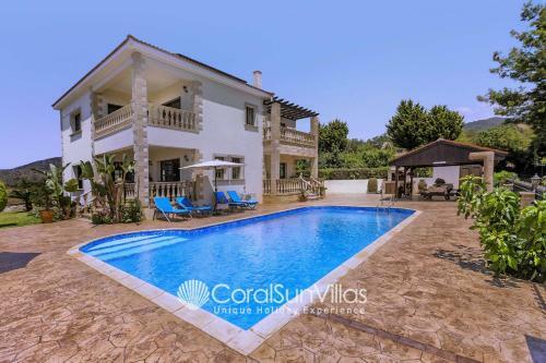 Paradise Villa Quiet Area, Amazing Sea Views