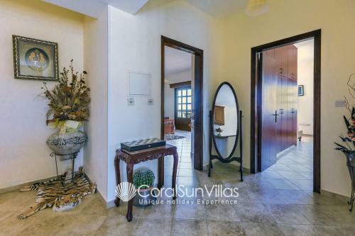 Paradise Villa Quiet Area, Amazing Sea Views