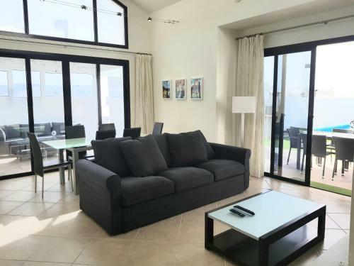 Villa El Golfo, Fast Wifi And Private Heated Pool Playa Blanca