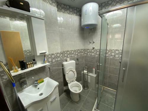 Alexandrea Apartments