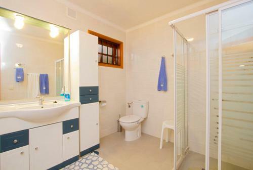 Villa Rondas With Sea View And Jacuzzi