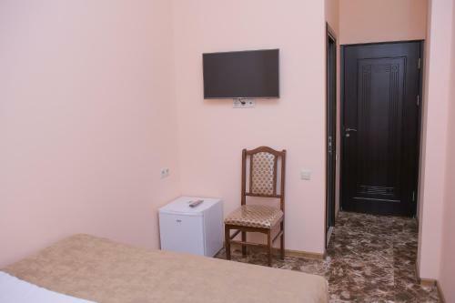 Red Hotel