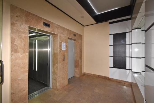 Apartment North Avenue 5