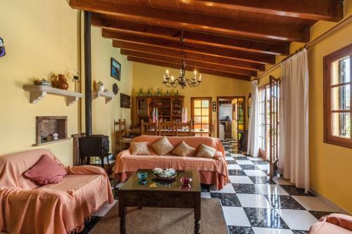 Villa Fullos