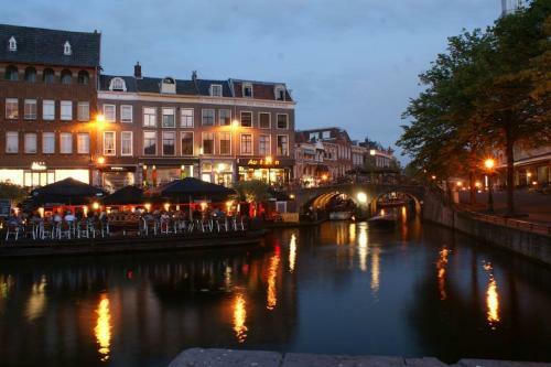 Hotelschip 'ali-b2'